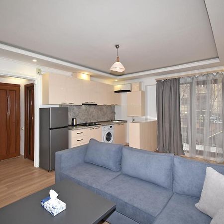 19Tumanyan Excellent Apartment In The Centre Of Capital เยเรวาน ภายนอก รูปภาพ