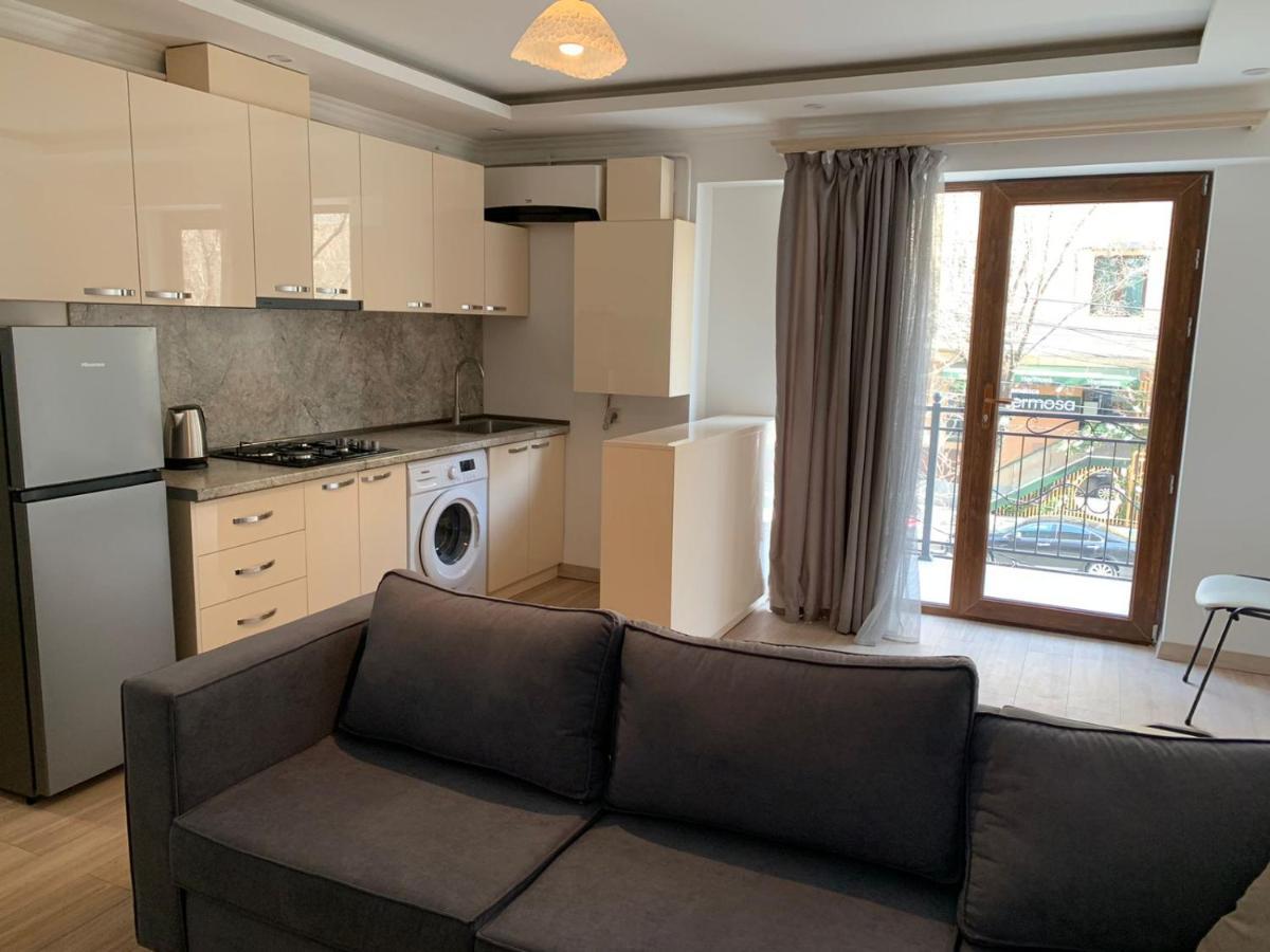 19Tumanyan Excellent Apartment In The Centre Of Capital เยเรวาน ภายนอก รูปภาพ
