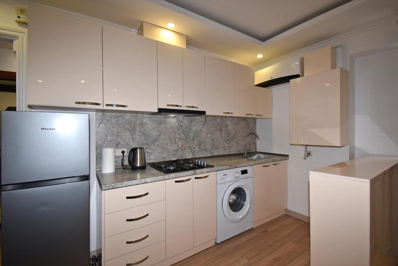 19Tumanyan Excellent Apartment In The Centre Of Capital เยเรวาน ภายนอก รูปภาพ